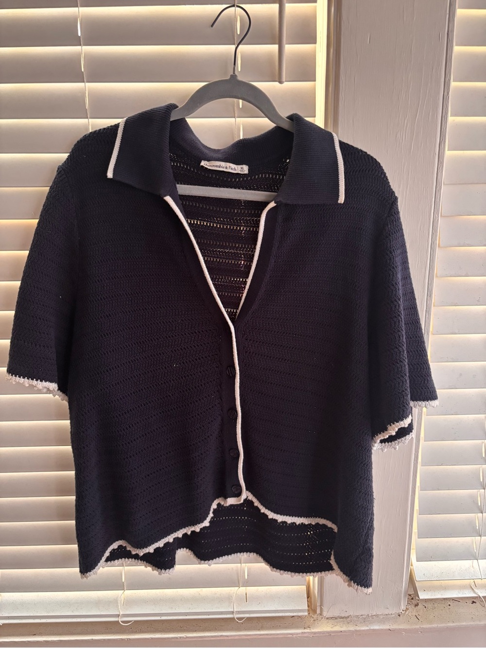 Abercrombie Navy crochet shirt - Picture 1 of 3